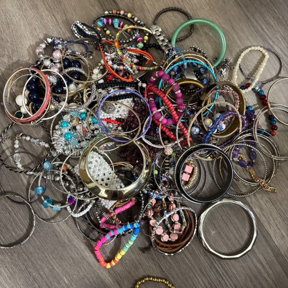 Almost 3lb Box of Assorted Bracelets Resell Gift BRAC20
